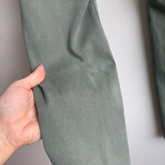 Spanx Cargo Pants Womens Size Large Green Stretch Twill Ankle 29311R Compressive - Picture 8 of 10